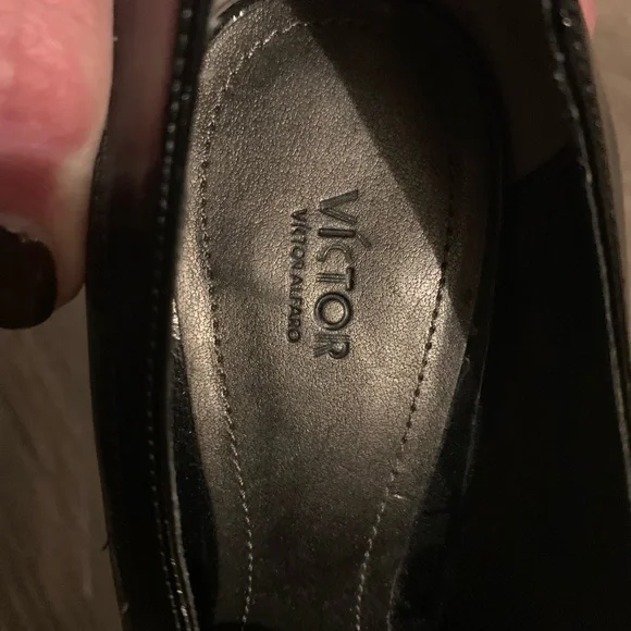 COPY - Victor Alfaro , Black Patent Lace Up Dress Shoes, Size 7, Good Condition - Picture 15 of 16